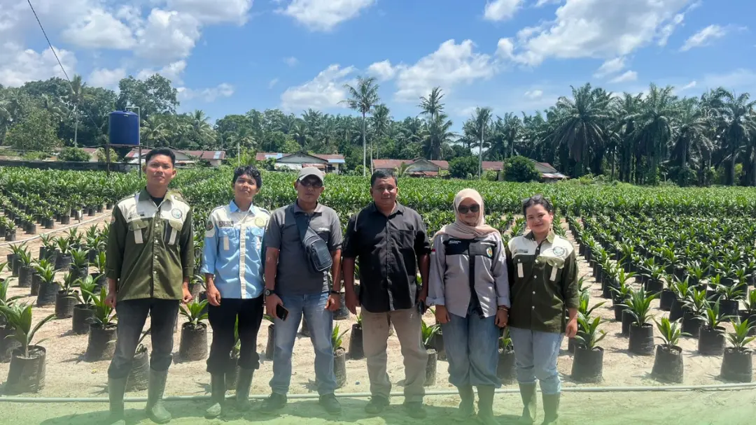 USU Agrotechnology Students Undertake Field Internships on Oil Palm Commodities at PT. Karya Hevea Indonesia, Dolok Masihul Plantation Unit